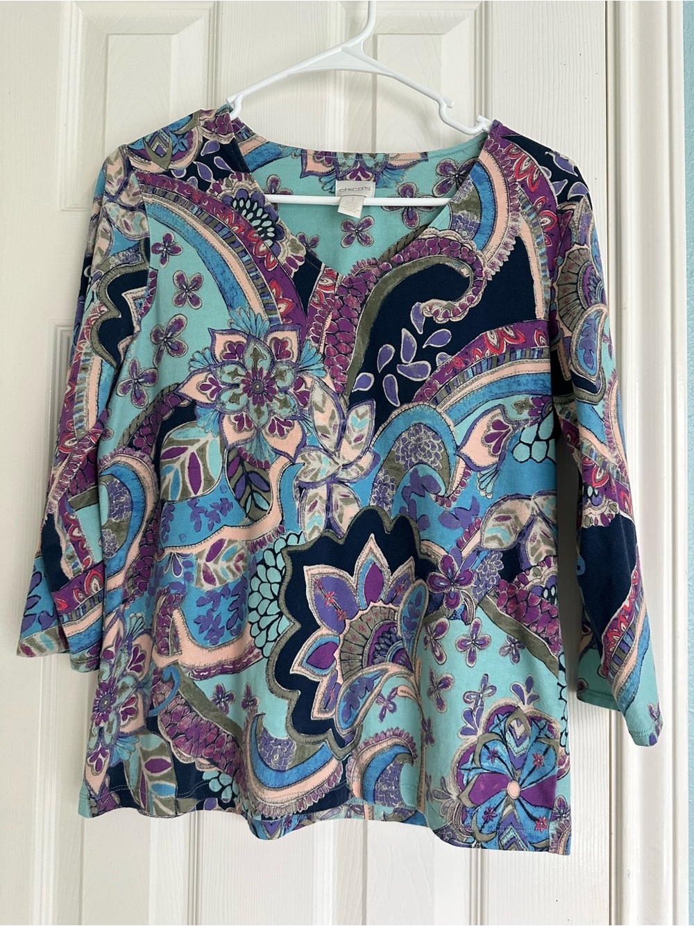 Vintage Chico's paisley floral V-neck 3/4 sleeves blue, purple, and teal Medium